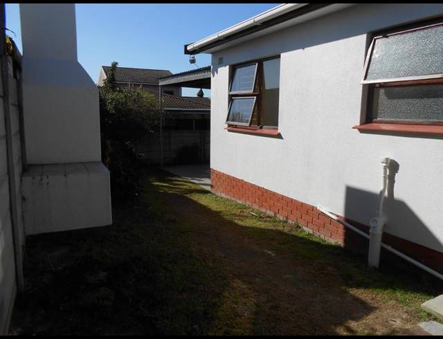 3 BEDROOM PROPERTY TO RENT IN JOUBERT PARK